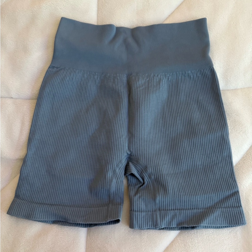 Amazon QQQ High-Waisted Blue Ribbed Women's Biker Shorts